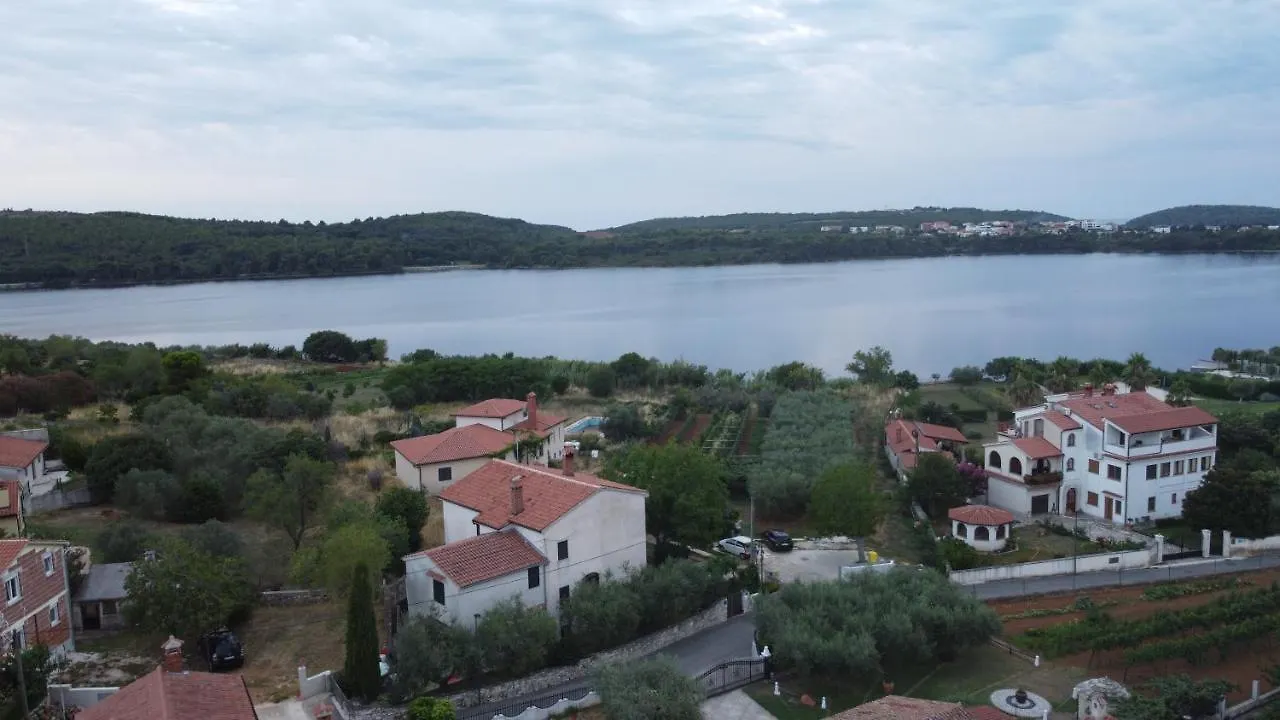 Apartments Ruzica Pomer Croatia