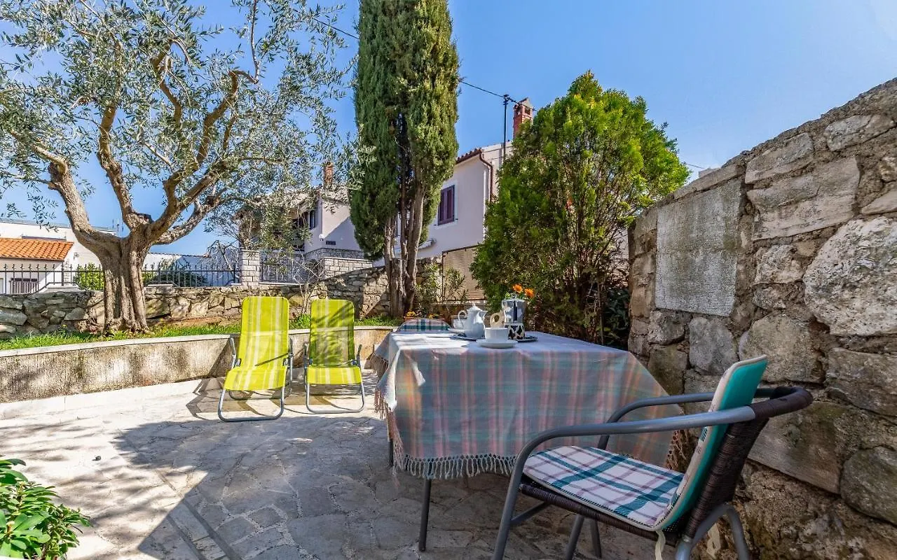 Apartments Ruzica Pomer Croatia