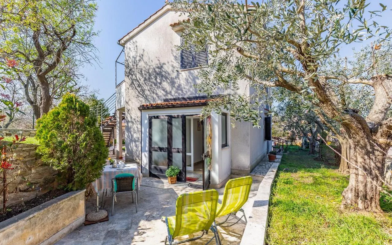 Apartments Ruzica Pomer
