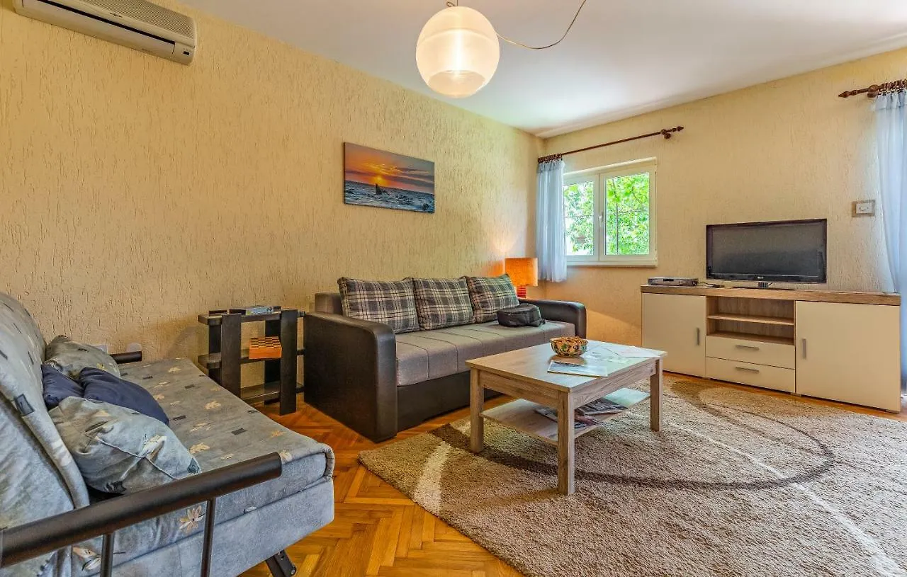 Apartments Ruzica Pomer 0*,  Croatia
